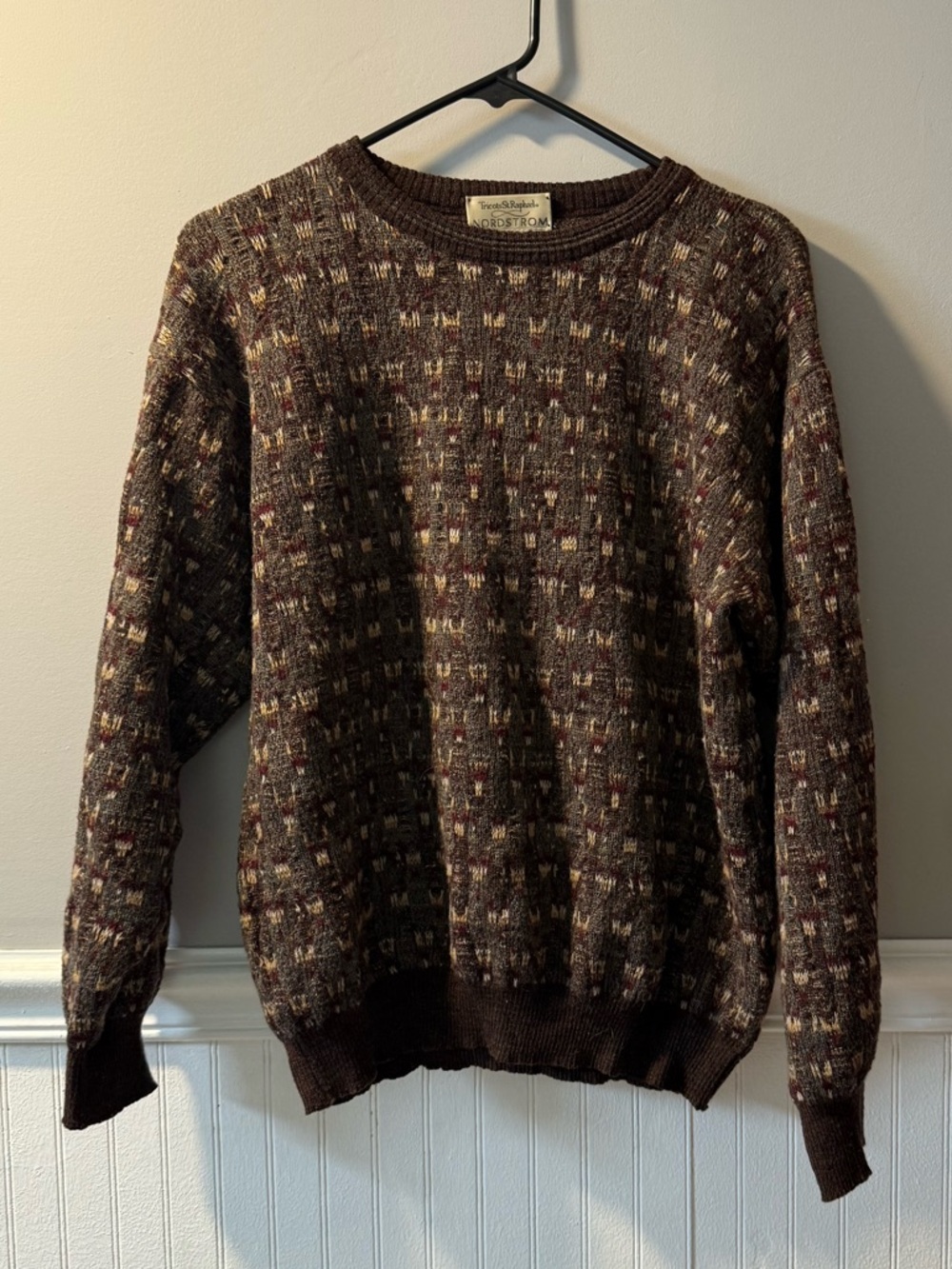 Vintage Tricot St Raphael and Nordstrom Men’s Crewneck Large